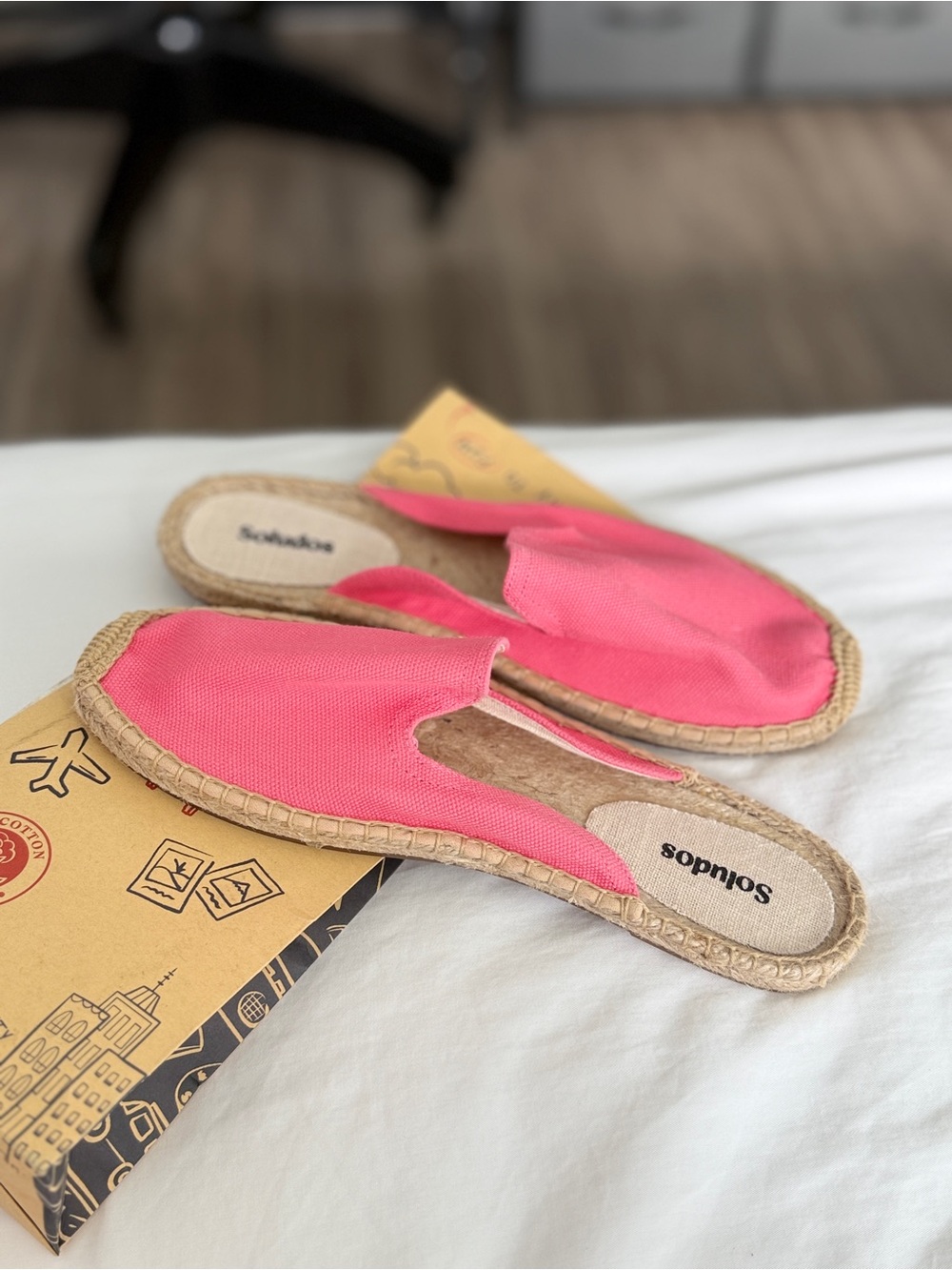 NWT Soludos Canvas The Dali Mules Espadrille in Bubblegum, Very Rare, Size 8/8.5